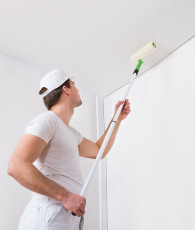 Comment éviter le jaunissement du plâtre au plafond ?